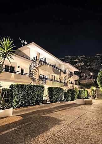 Albatros Apartments