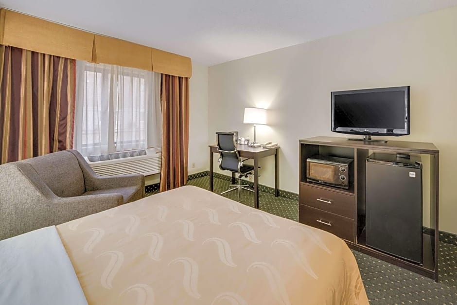 Quality Inn & Suites South