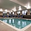 Paradise Inn & Suites