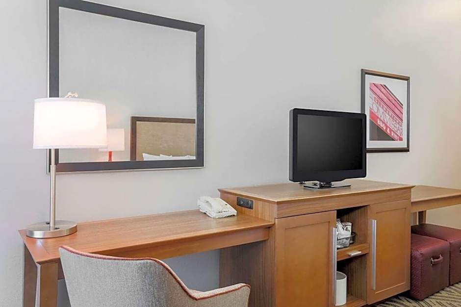 Hampton Inn By Hilton Memphis Southwind