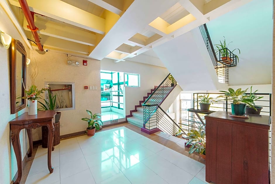 RedDoorz Plus @ Poblacion District Davao