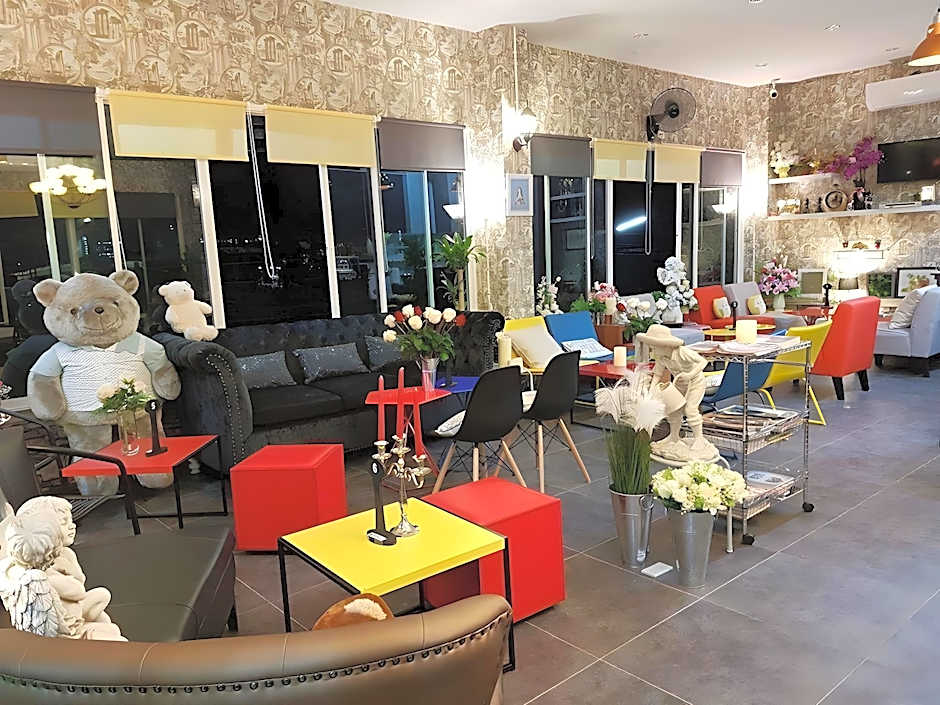 TTT Hotel