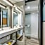 Aloft Dallas Arlington Entertainment District