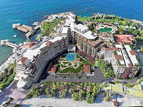 Merit Crystal Cove Hotel Casino and Spa