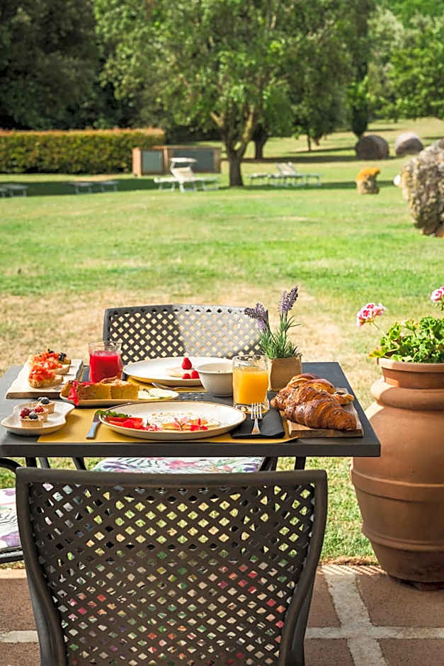 Hotel Casolare Le Terre Rosse