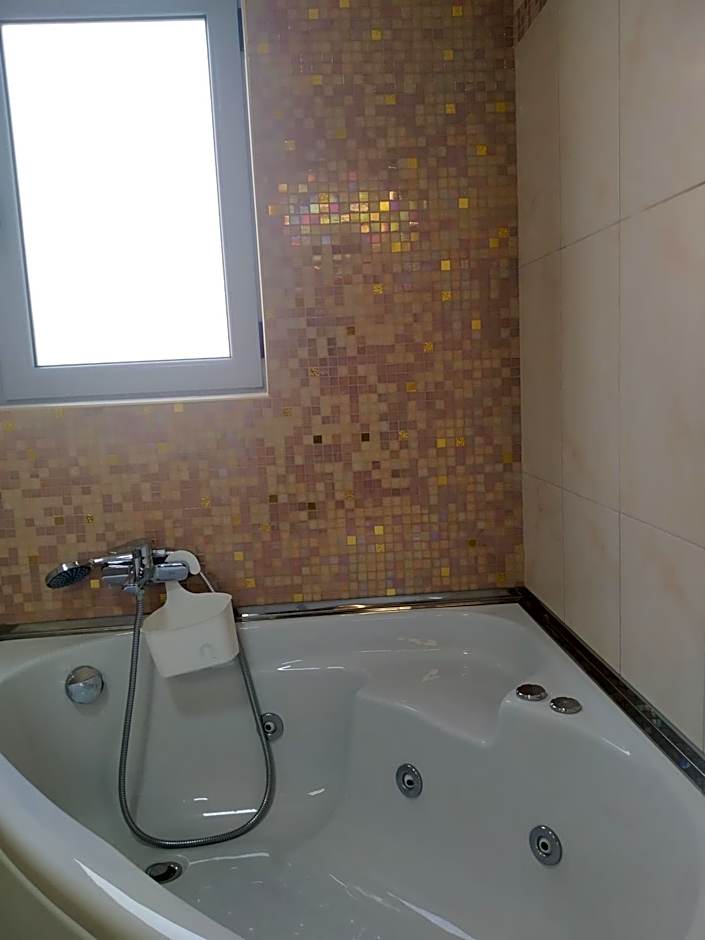 Elaėa Boutique Apartments