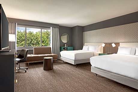 Queen Room with Two Queen Beds - High Floor