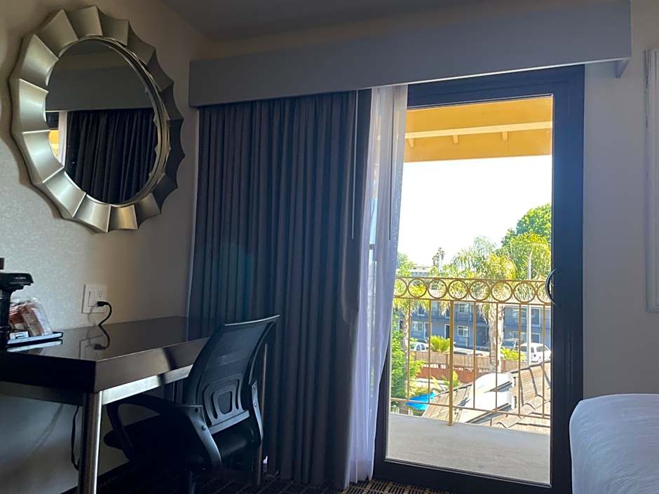 Hotel Solares