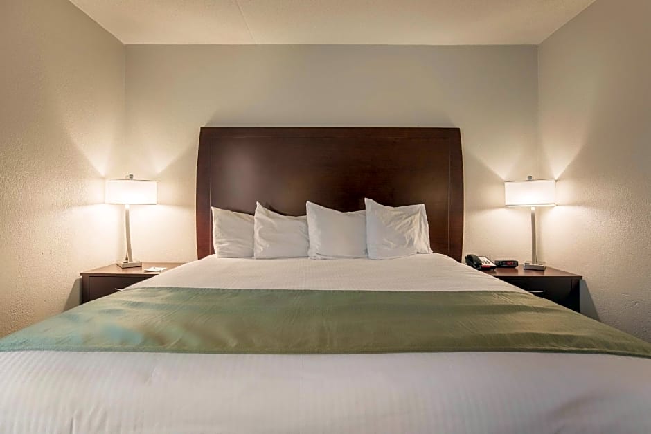 Best Western Ashbury Inn