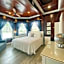The Palms Hotel