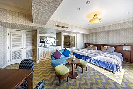 Short Stay - Check-in 18:00 / Check-out 12:00 - Junior Suite Room - Non-Smoking