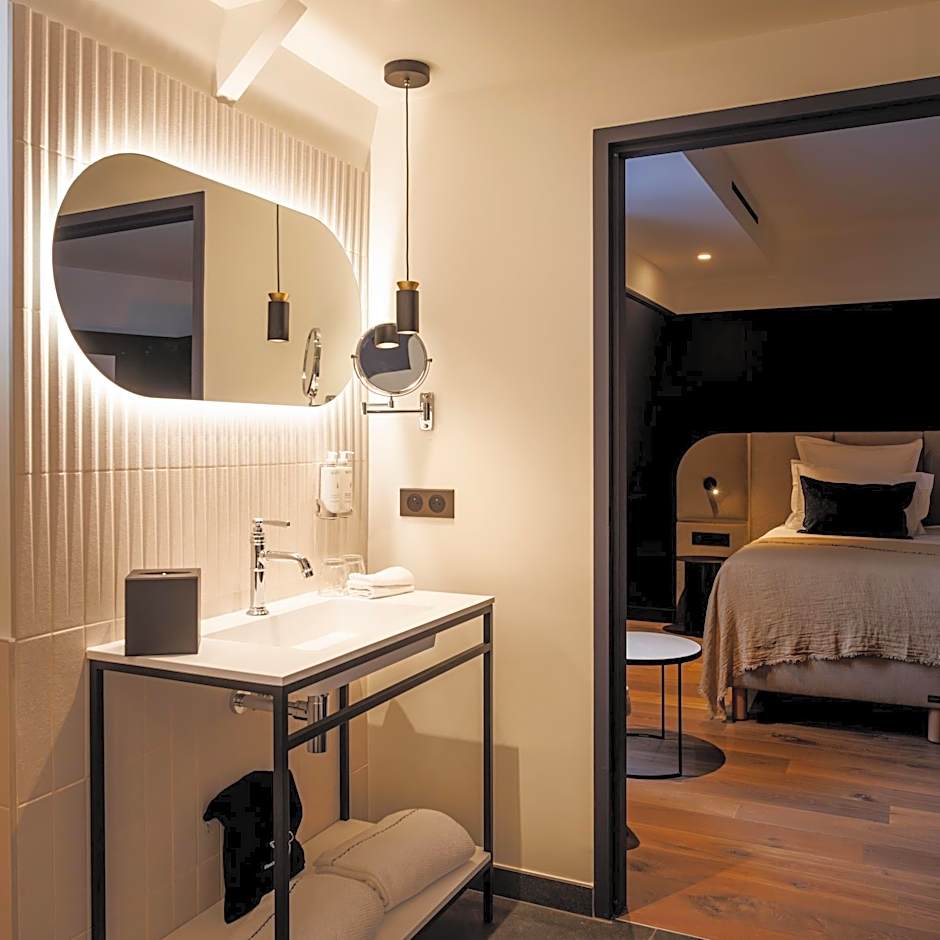 Grand Hotel de Courtoisville