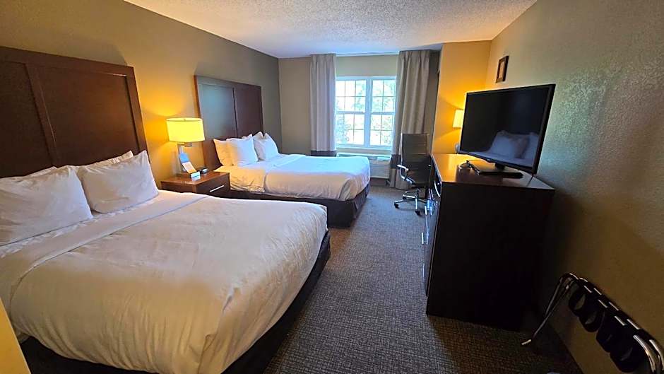 Comfort Inn & Suites Grafton-Cedarburg