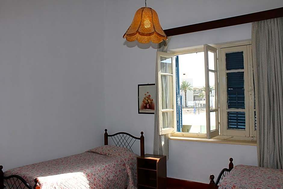 TRIANON Hostel - Central Paphos Old Town