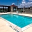 La Quinta Inn & Suites by Wyndham Midland North