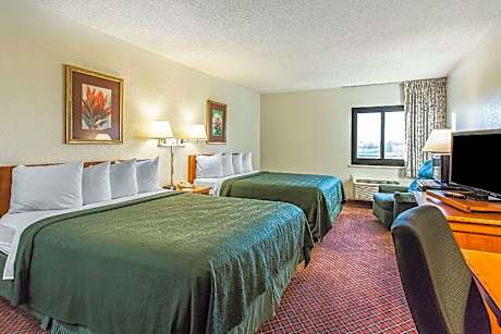 Queen Room with Two Queen Beds - Non-Smoking