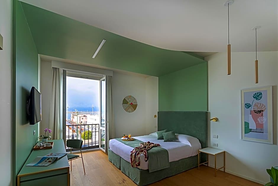 Photo 1 of 7 of Junior Suite, Sea View, Balcony