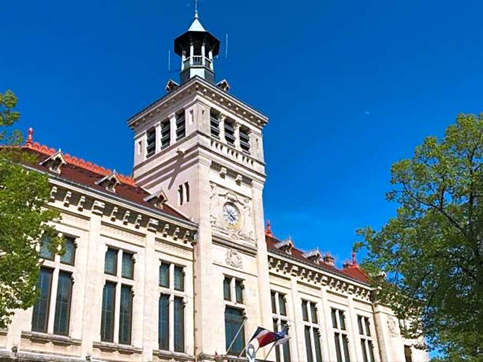 ibis budget Valence Nord Plateau des Couleures