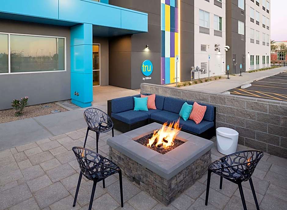 Tru By Hilton Phoenix Glendale Westgate
