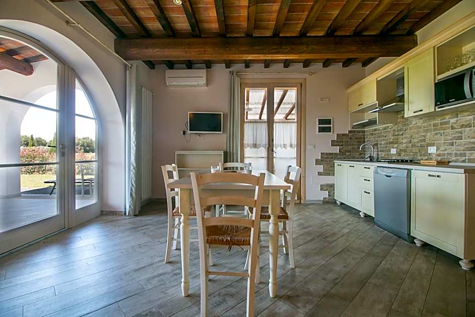 Fattoria Palazzeta - Pet & Family Friendly