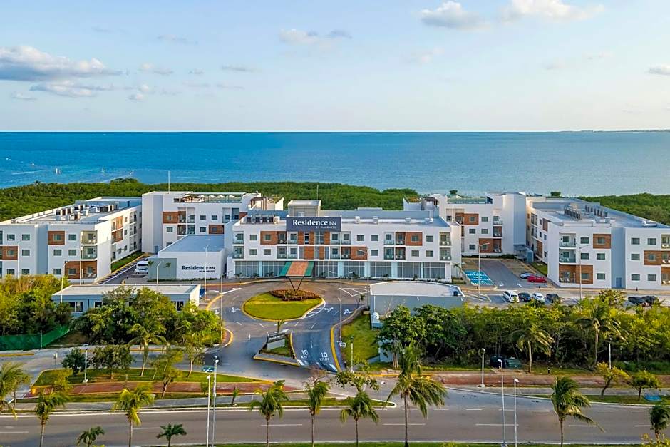 Photo 1 of 50 of Residence Inn by Marriott Cancun Hotel Zone