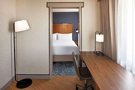 Junior Suite with Harbor View