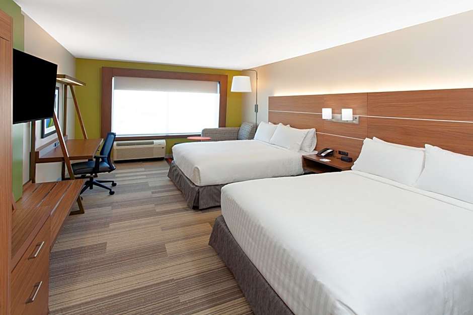 Holiday Inn Express & Suites Sterling Heights-Detroit Area By IHG