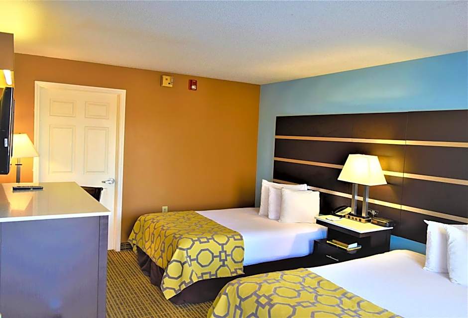 Baymont by Wyndham Forest City