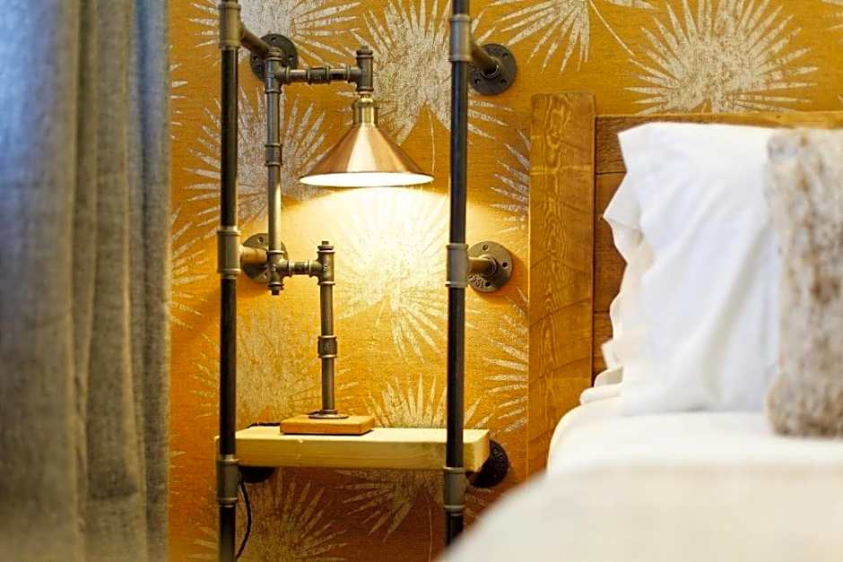 Three Horseshoes, Bubbenhall