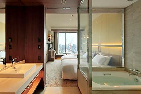 Executive Twin Room - High Floor - Non-Smoking