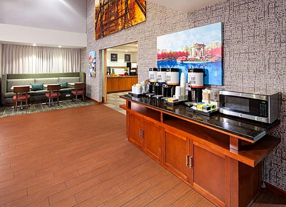 Hampton Inn By Hilton & Suites St. Louis At Forest Park, Mo
