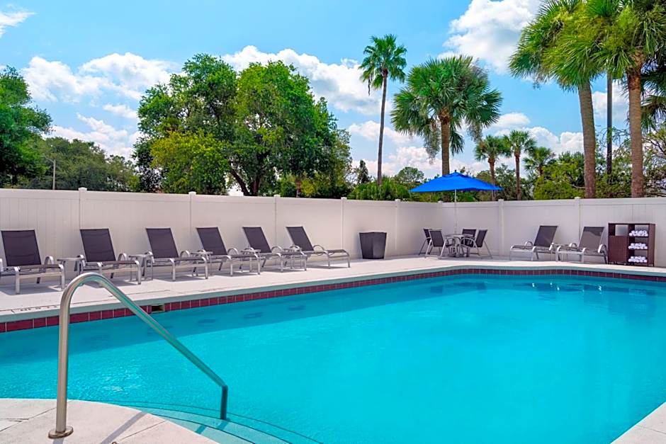 Fairfield Inn & Suites by Marriott Orlando Lake Buena Vista