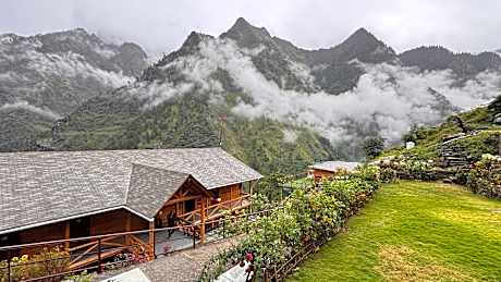 Blue Poppy premier Joshimath
