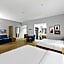 Hampton Inn & Suites Lancaster