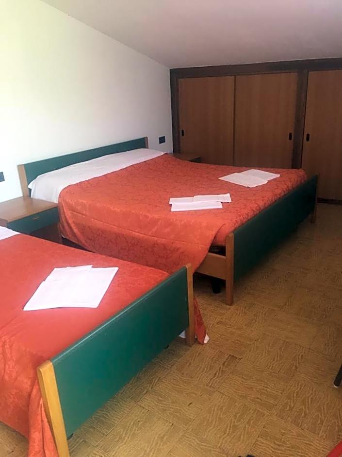 Camping Hotel Au Lac De Como