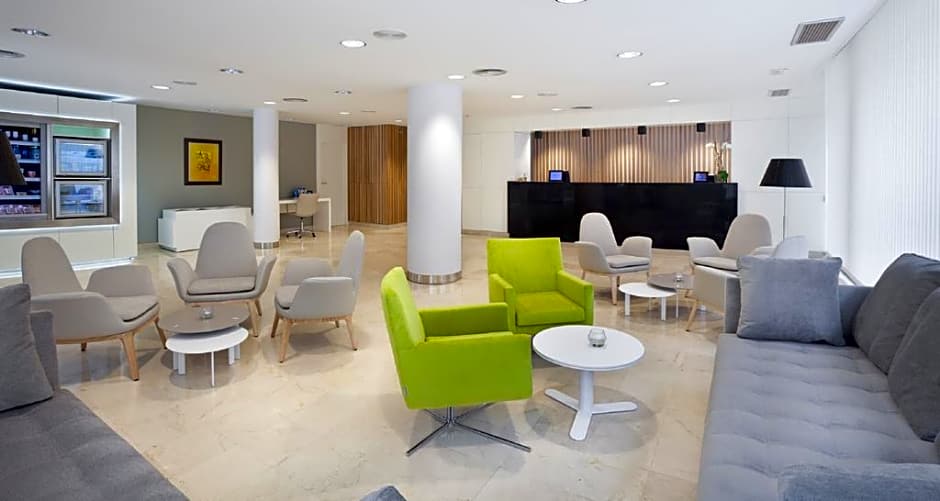 NH Ciudad De Santander