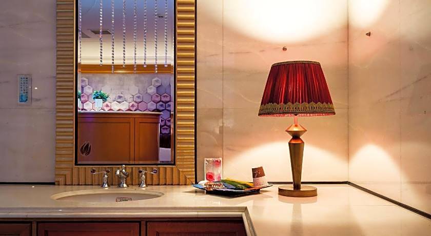 King & Princess Motel