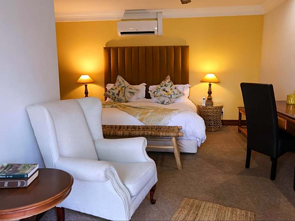 The Woodpecker Inn