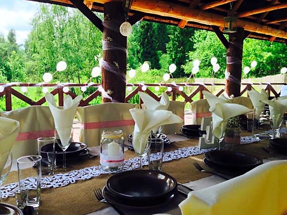 Modryna - Modrzewiowy Dom