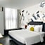 Len's Hotel