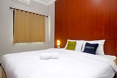 Urbanview Wisma Wirasatya Akpol Semarang by RedDoorz