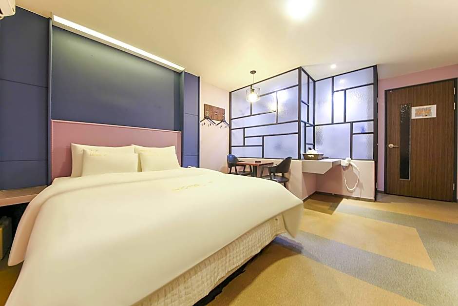 Cheongju Hotel 7