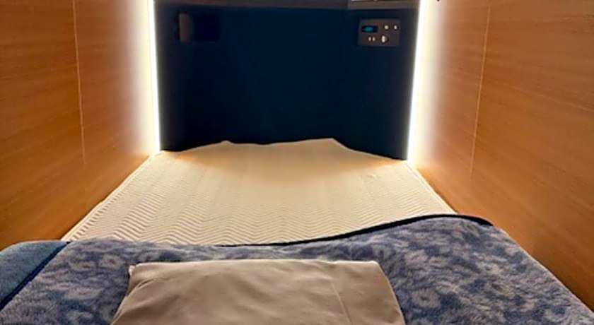 Kawaramachi Gion Onsen Golden Time Takamatsu (Male Only)