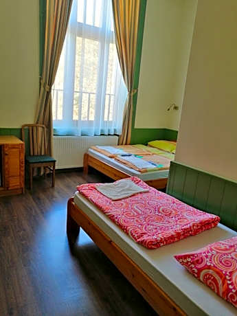 Triple Room with City View