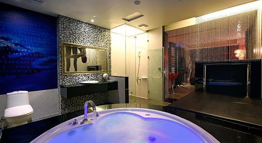 Sun Garden Ming Cheng Motel