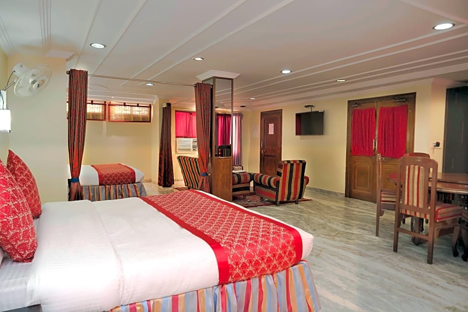 Hotel Padmini Palace