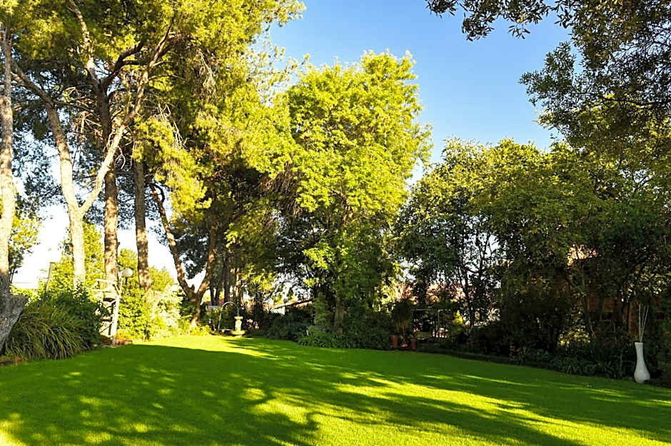 CedarWoods of Sandton Hotel