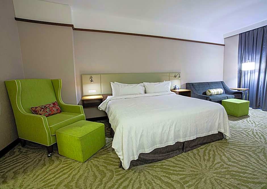 Hilton Garden Inn Montreal Airport