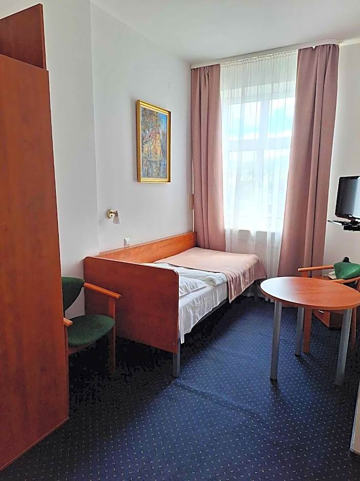 Hotel *** NAT Krynica Zdrój