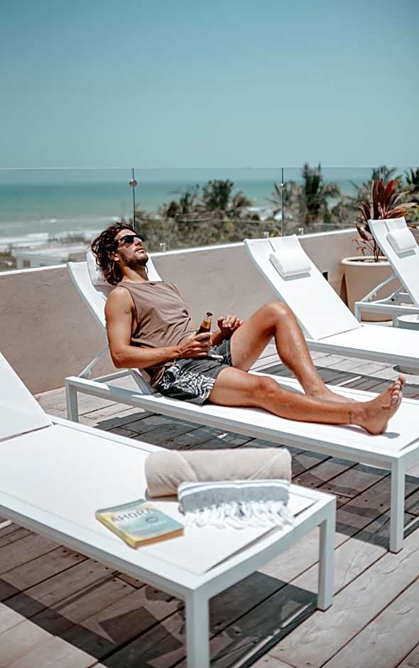 Dos Mares Barefoot Luxury